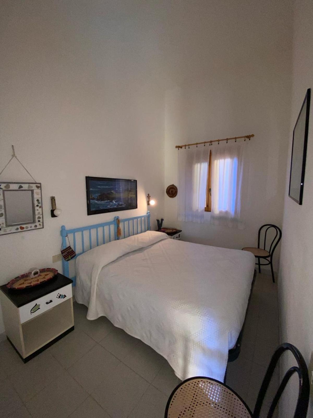 Residence Porto Coda Cavallo Сан-Теодоро Екстер'єр фото