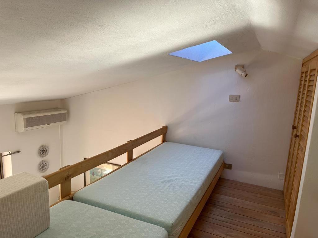 Residence Porto Coda Cavallo Сан-Теодоро Екстер'єр фото