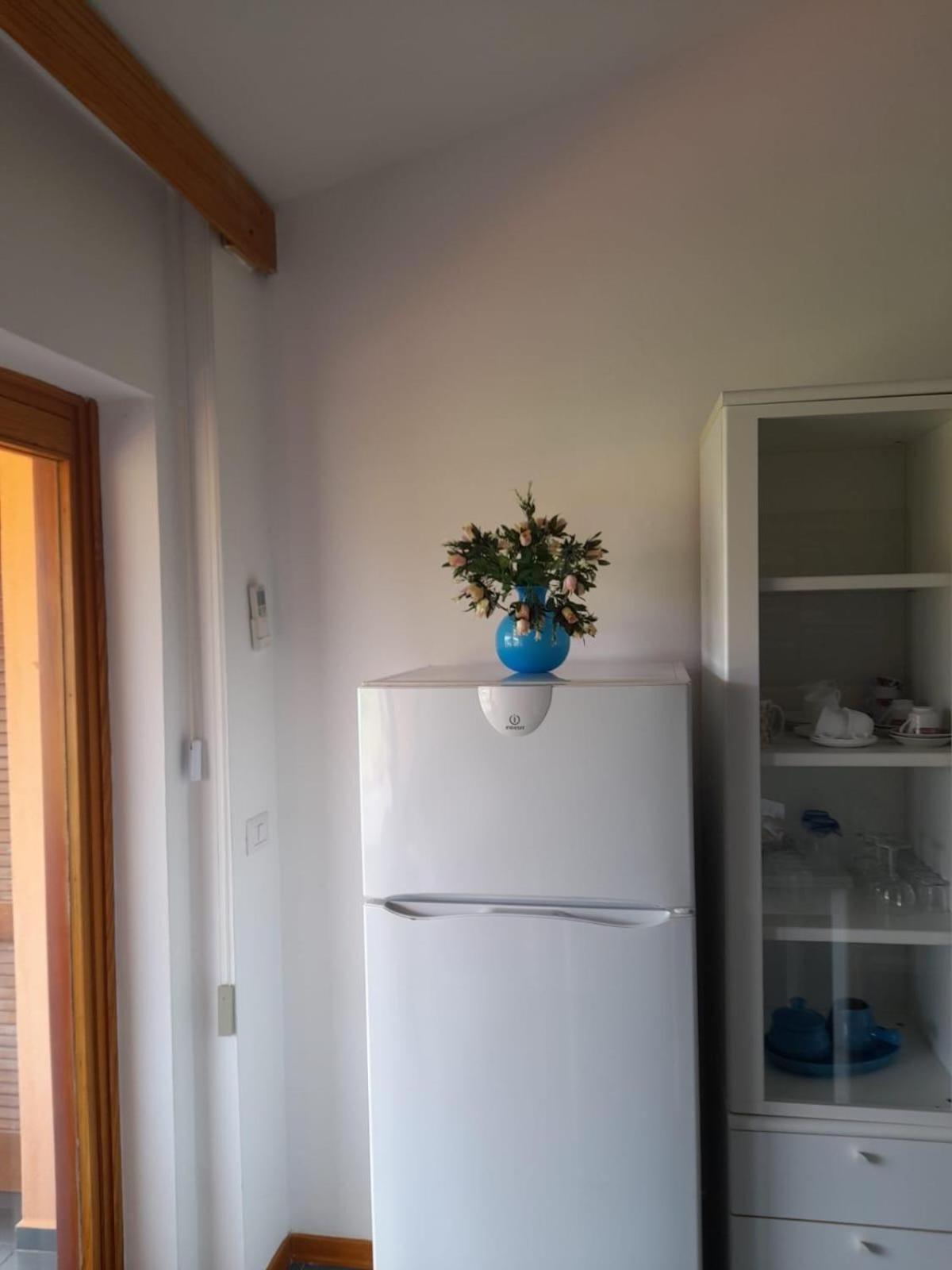 Residence Porto Coda Cavallo Сан-Теодоро Екстер'єр фото