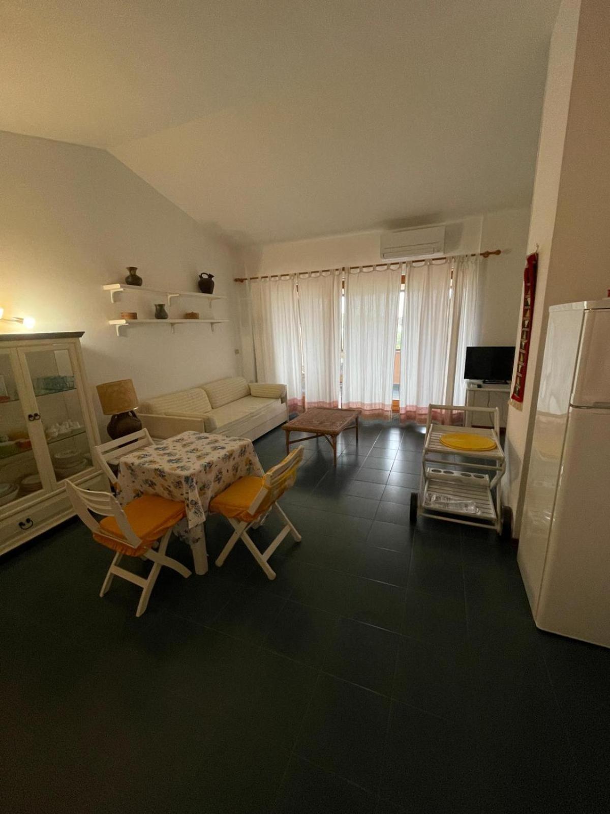 Residence Porto Coda Cavallo Сан-Теодоро Екстер'єр фото