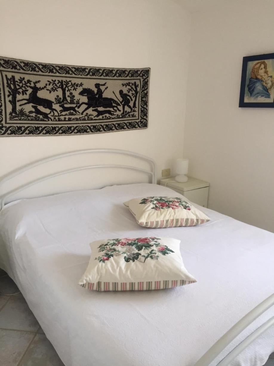 Residence Porto Coda Cavallo Сан-Теодоро Екстер'єр фото