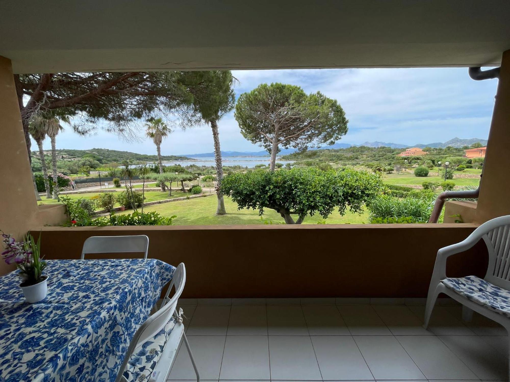 Residence Porto Coda Cavallo Сан-Теодоро Екстер'єр фото